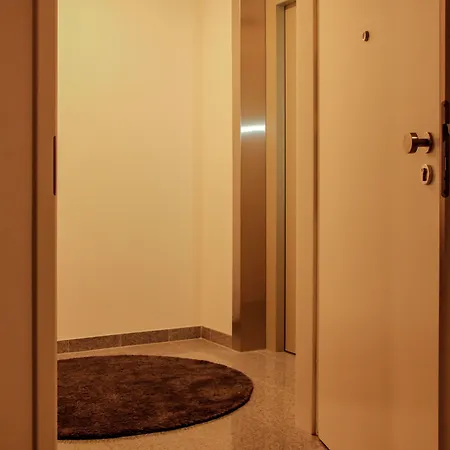 Bluestone Boarding 4* Dusseldorf