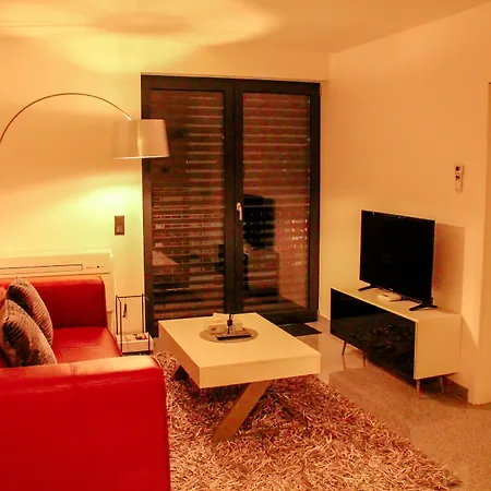 Aparthotel Bluestone Boarding